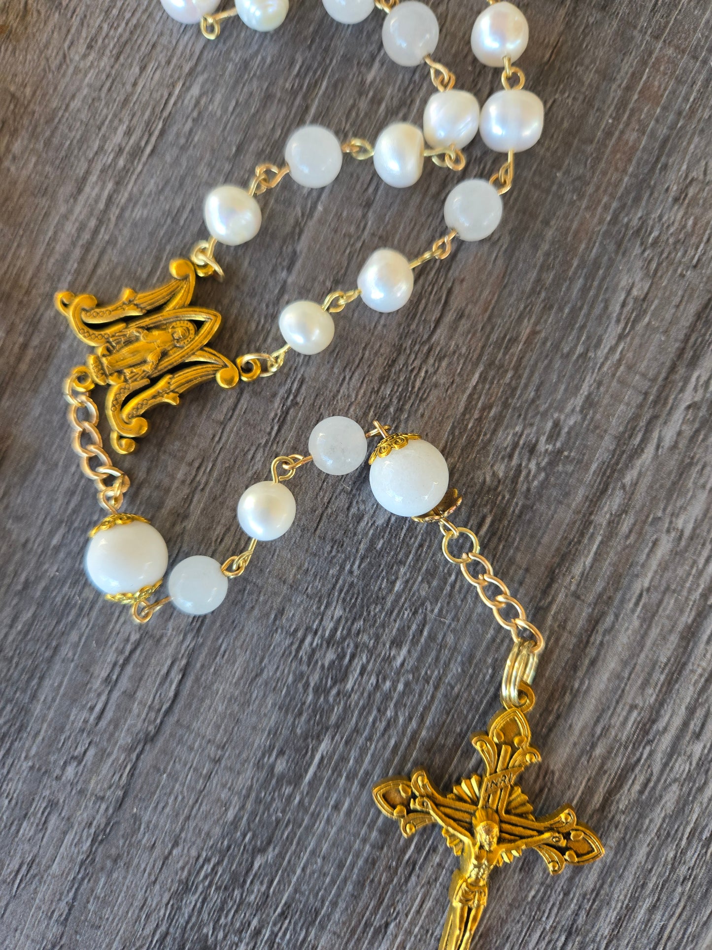 Rose Quartz/Pearl/White Jade Rosary