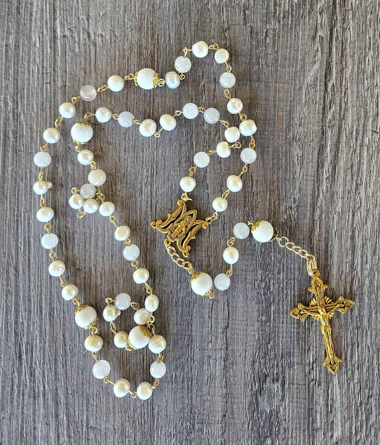 Rose Quartz/Pearl/White Jade Rosary